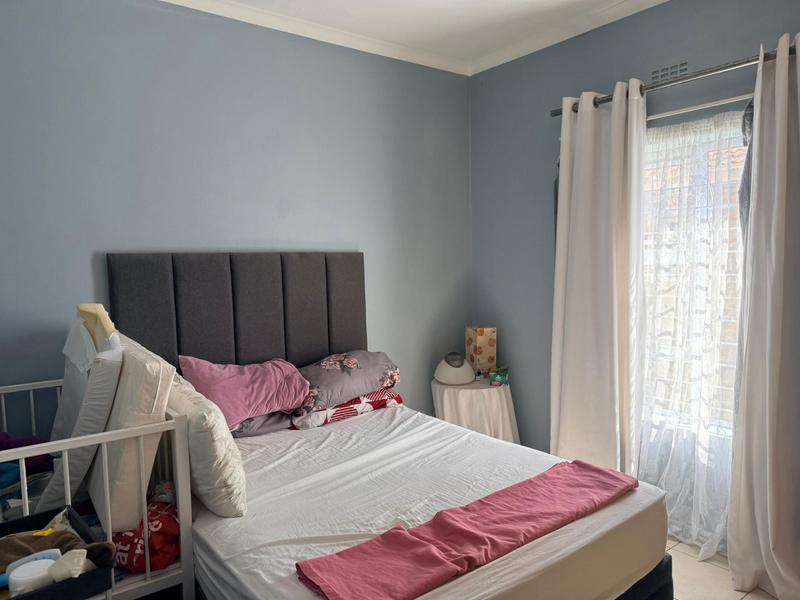 2 Bedroom Property for Sale in Labiance Estate Western Cape